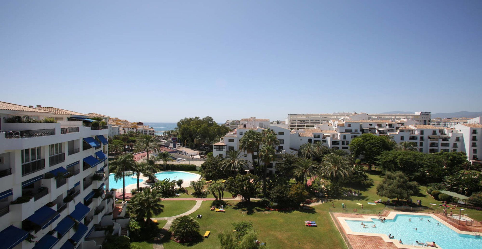 Luxurious Penthouse Puerto Banus Apartemen *