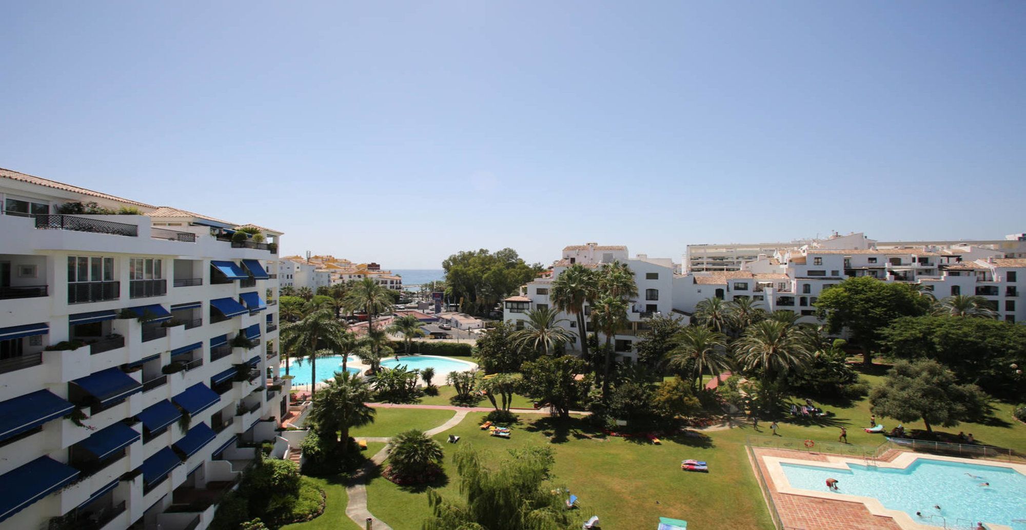 Apartemen Luxurious Penthouse Puerto Banus *
