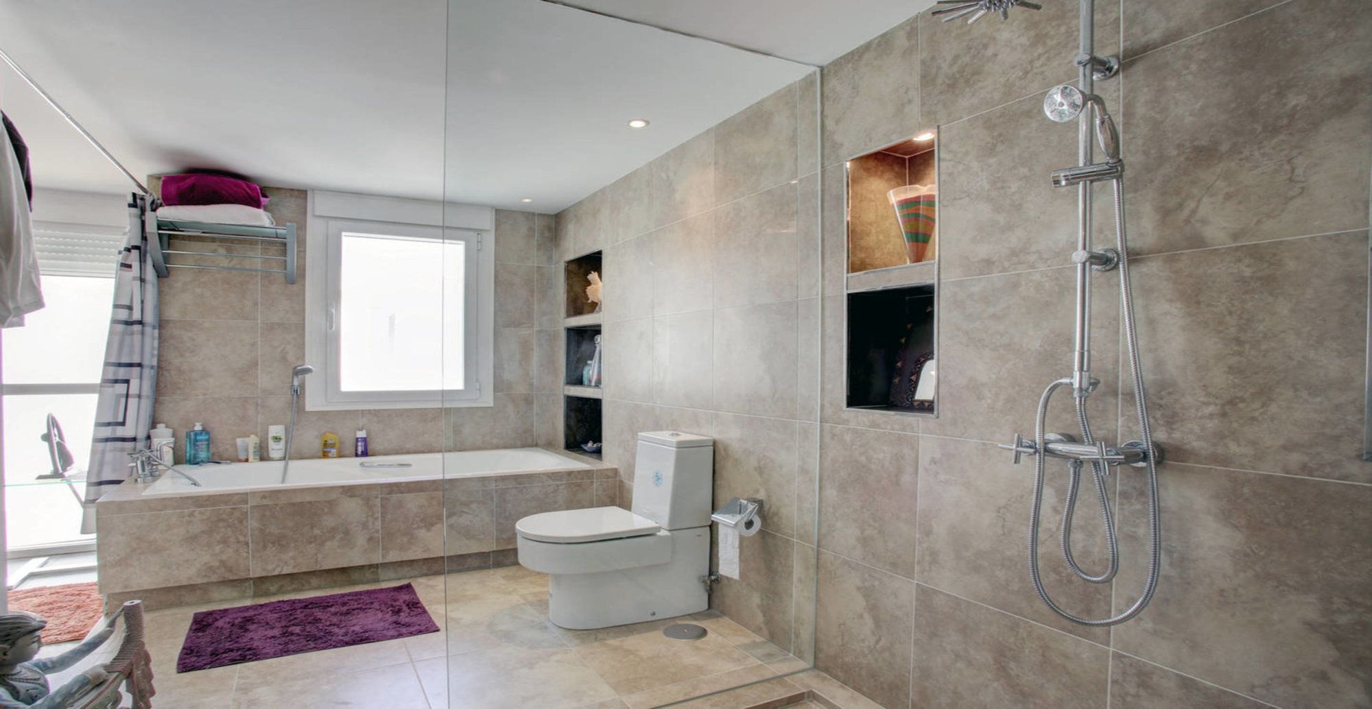 Apartemen Luxurious Penthouse Puerto Banus